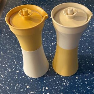 Tupperware Oil and Vinegar dispensers Vintage GUC